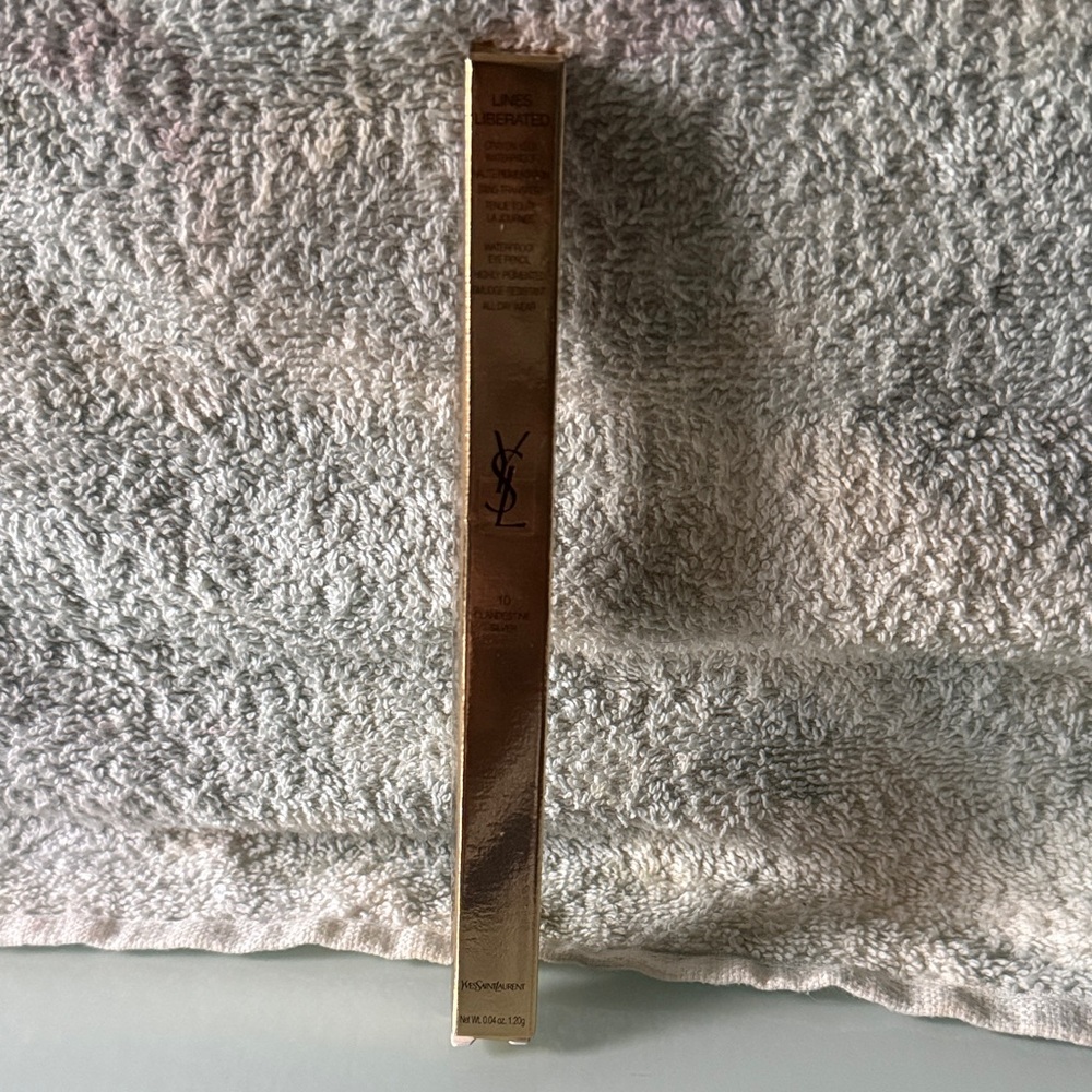 YSL Gold Eyeliner - clandestine Silver
